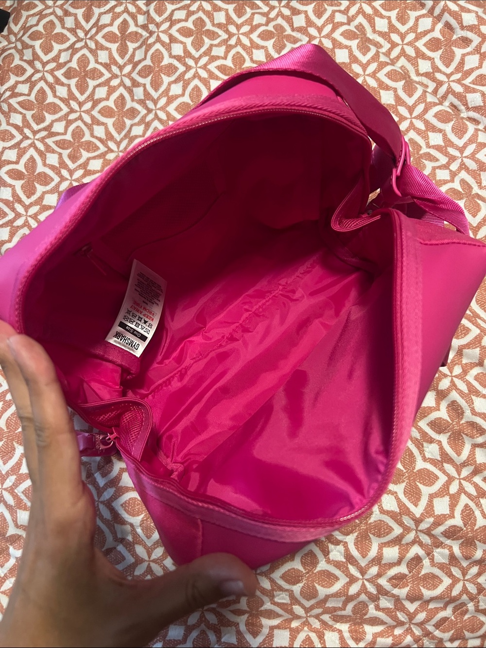 GYMSHARK EVERYDAY MINI HOLDALL - Picture 2 of 6